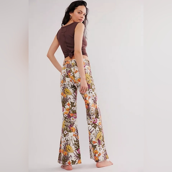 NWT Free People X Wrangler Wanderer Floral Flare Jeans - Picture 7 of 9